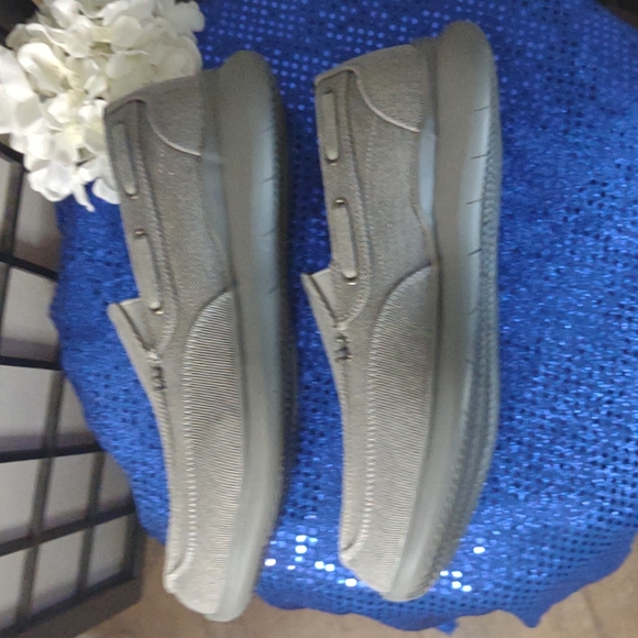 Boat shoes ⛵ gray men's NWOT - Picture 5 of 8